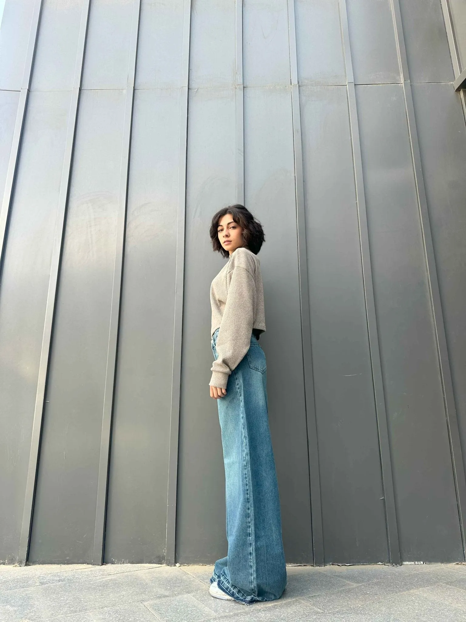 Extreme Wide Leg - Mid Vintage Blue Green Raw Hems Jeans.