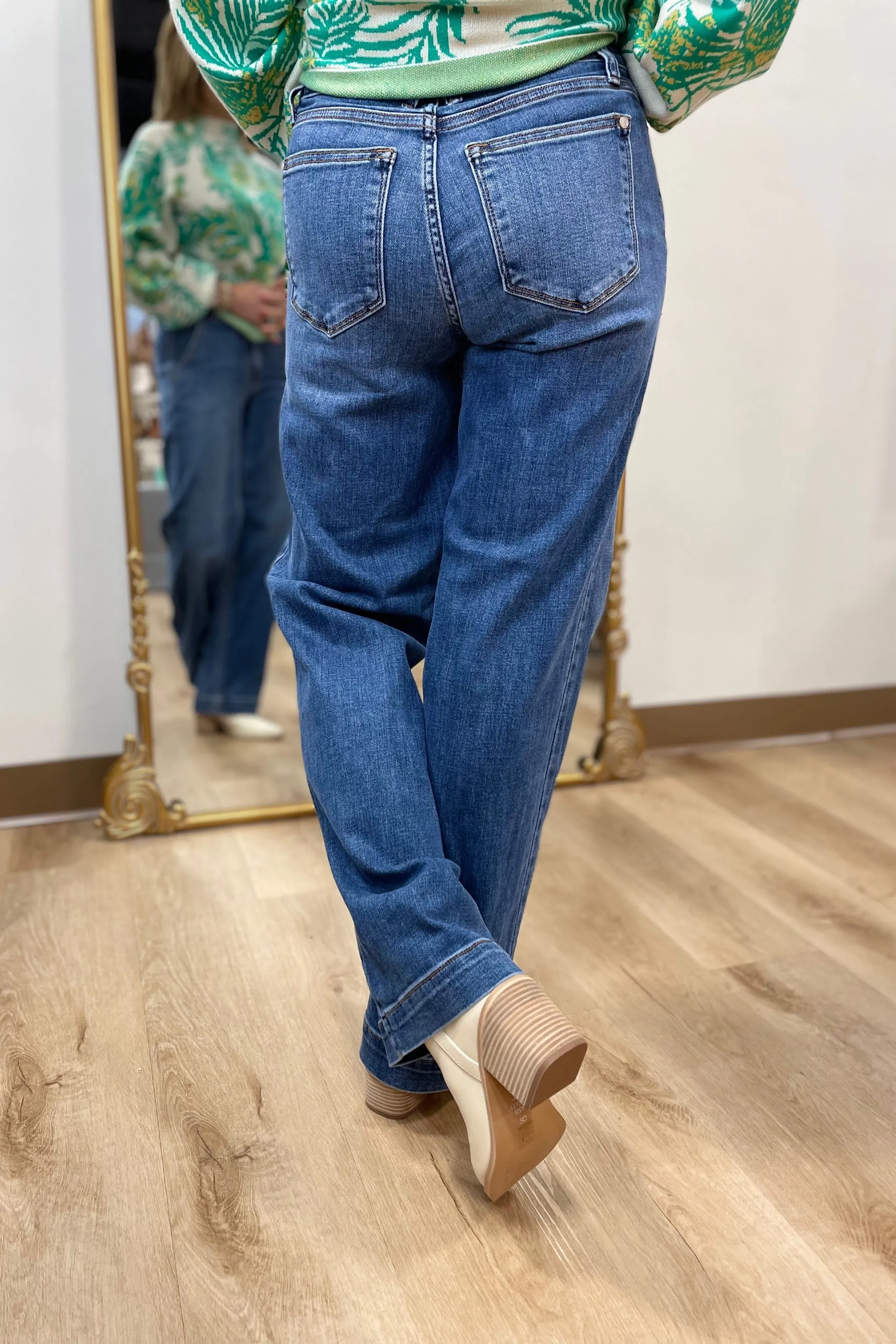 Judy Blue Double Button Wide Leg Jean