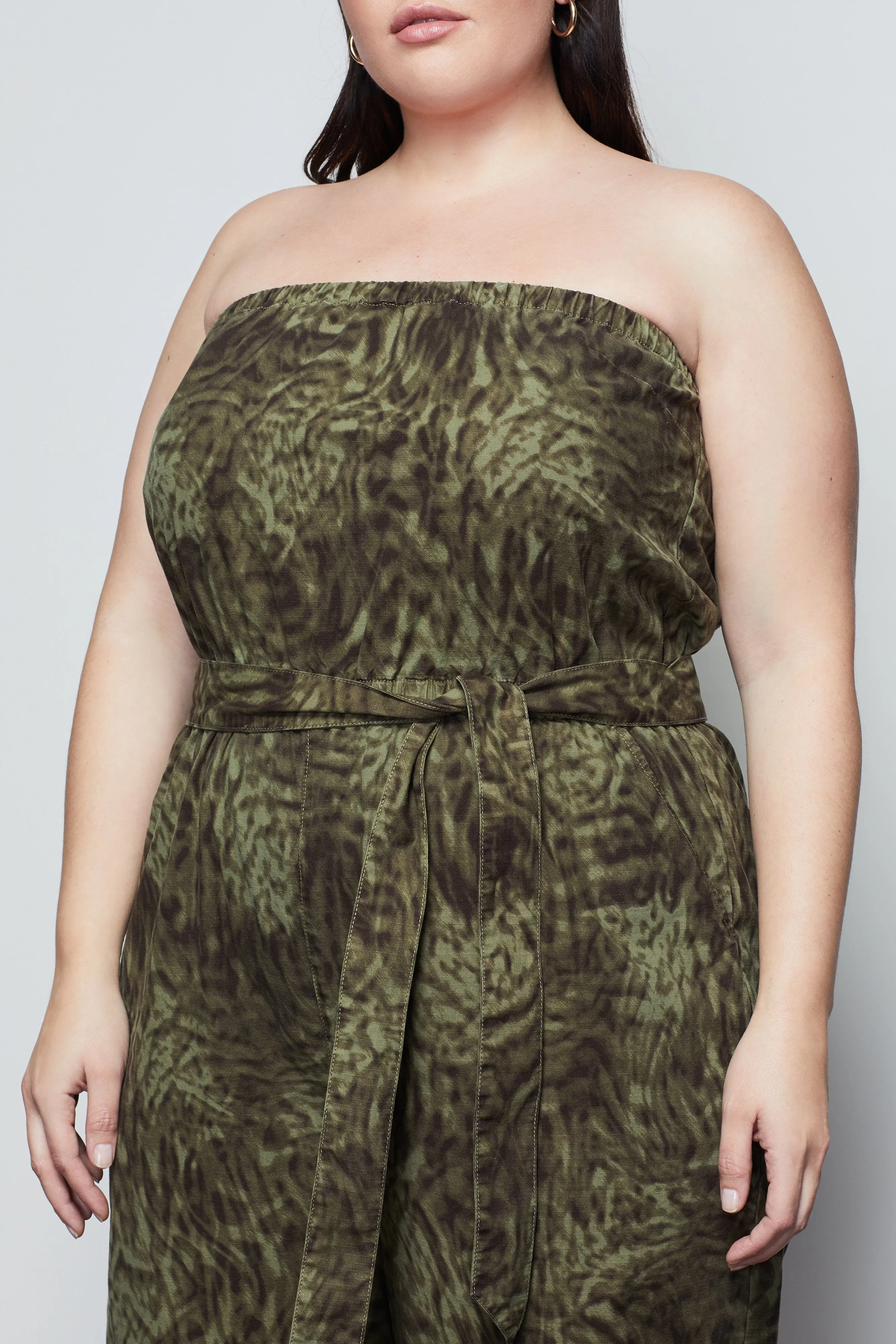 UPGRADE JUMPSUIT | JUNGLE001