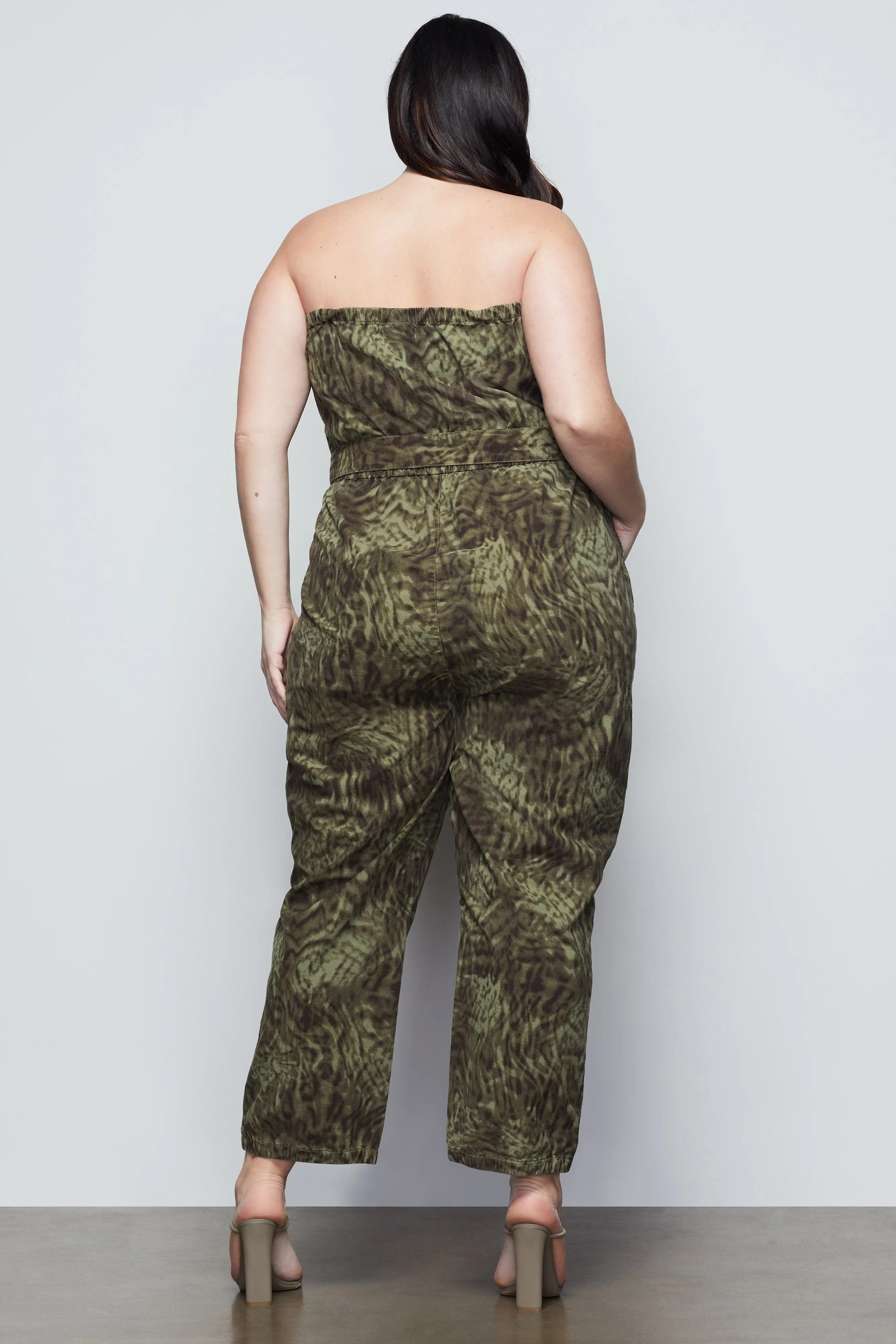 UPGRADE JUMPSUIT | JUNGLE001