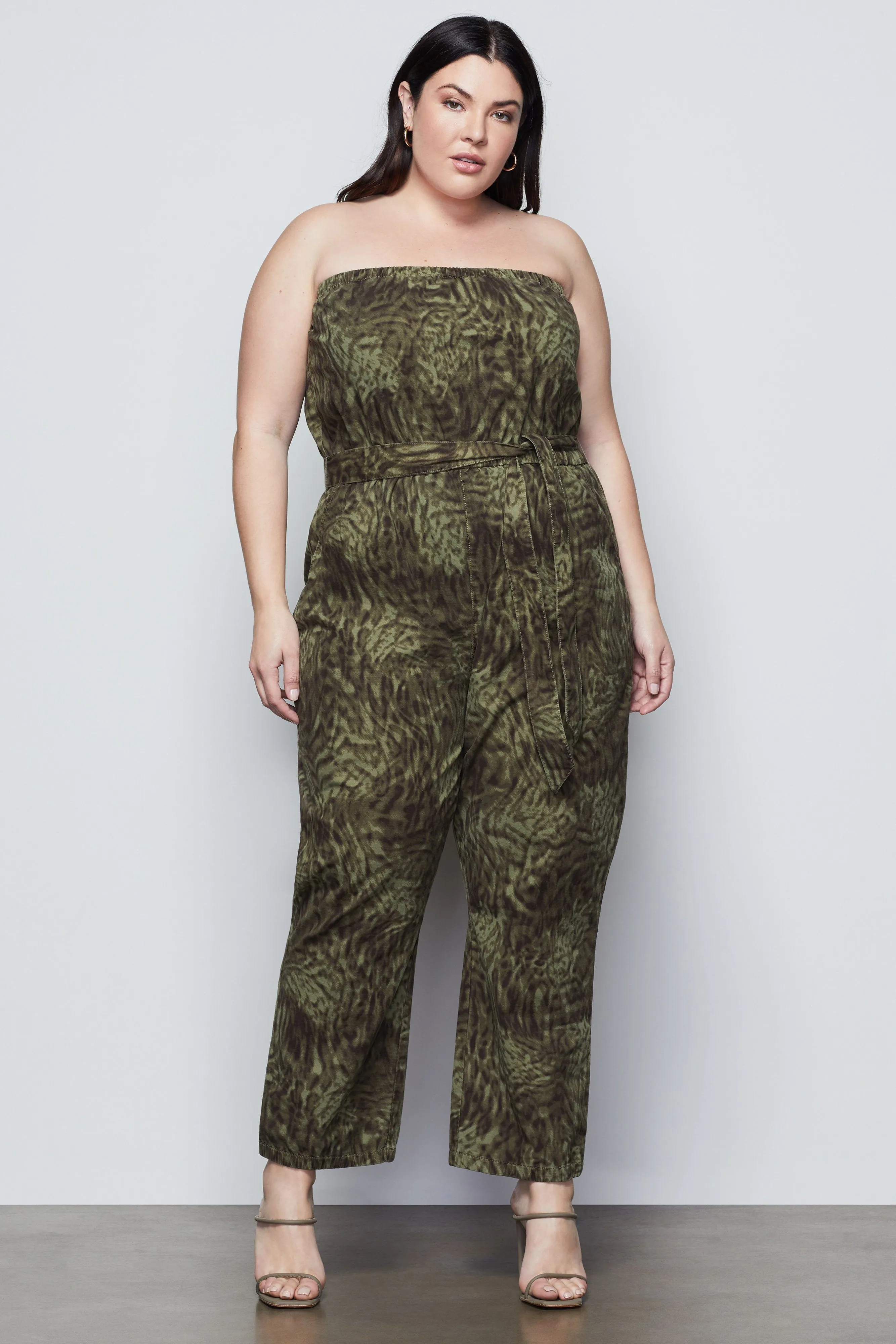 UPGRADE JUMPSUIT | JUNGLE001