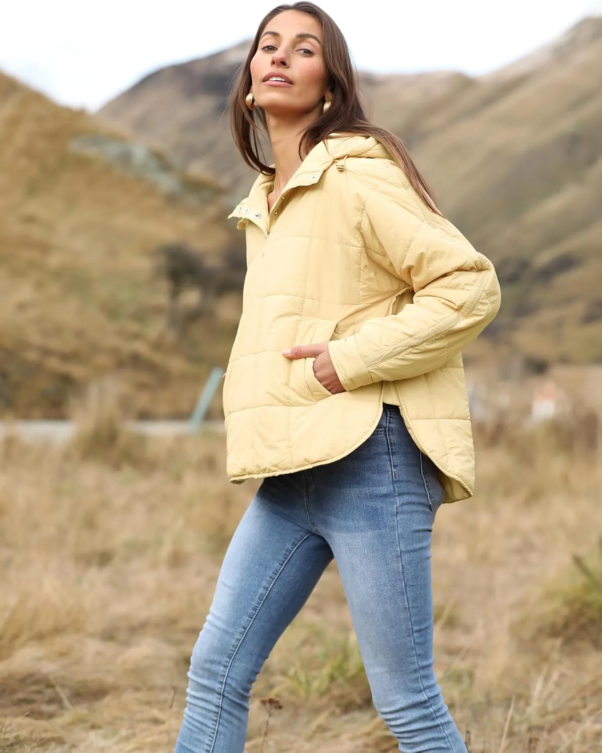 Women's Pullover Puffer Jacket Quilted Lightweight Dolman Sleeve Button Down Hooded Padded Coat with Pocket